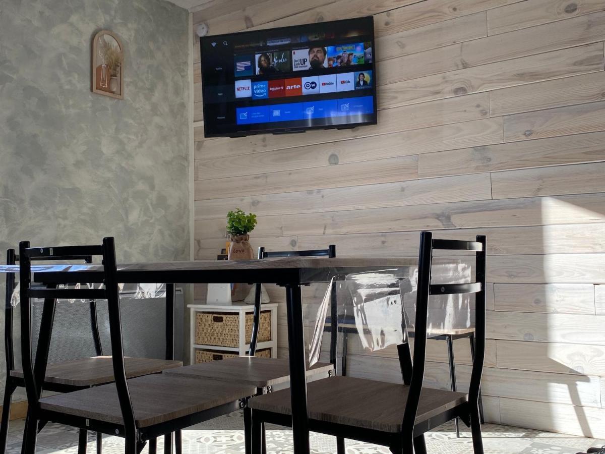 Embrun - Appartement 4/6 Personnes Avec Exterieurs Luaran gambar