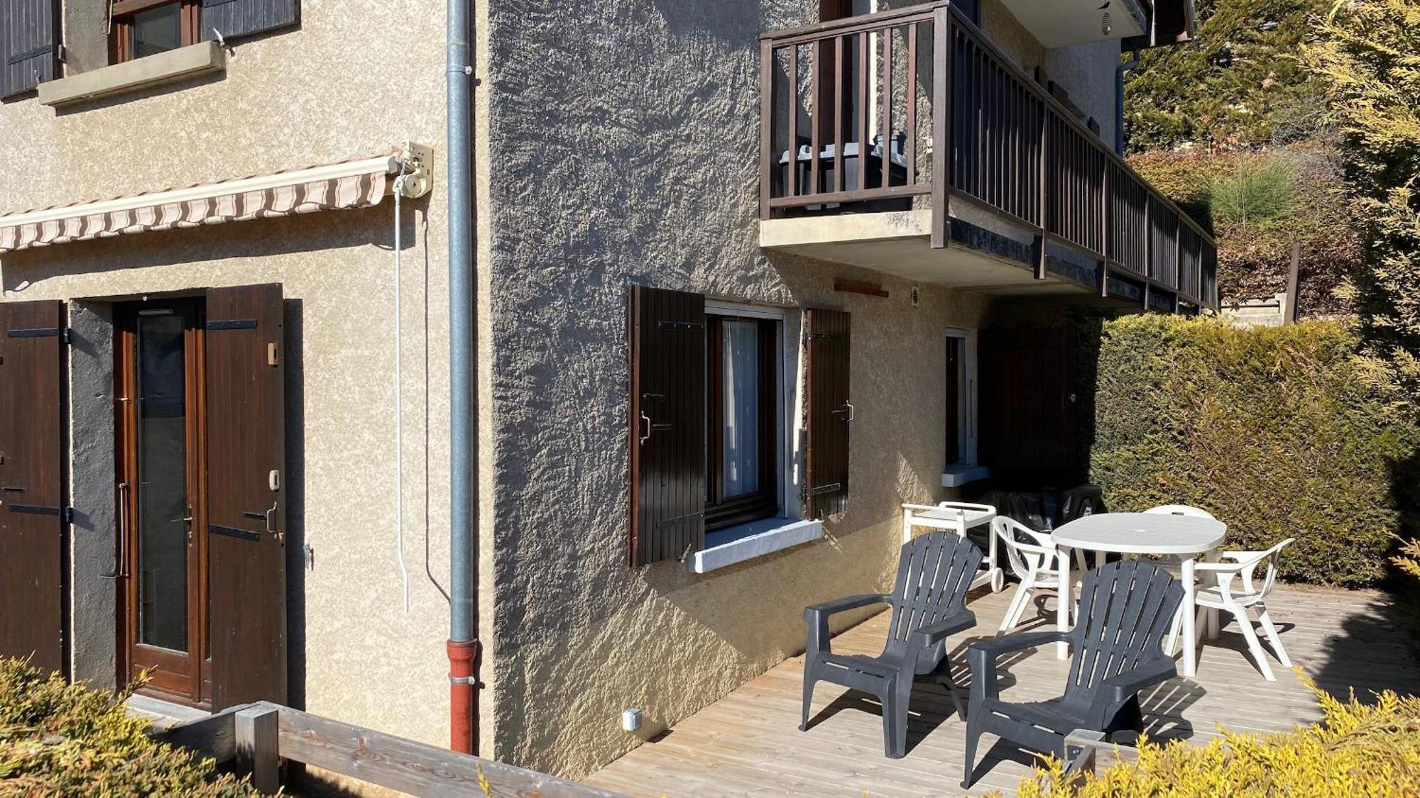 Embrun - Appartement 4/6 Personnes Avec Exterieurs Luaran gambar